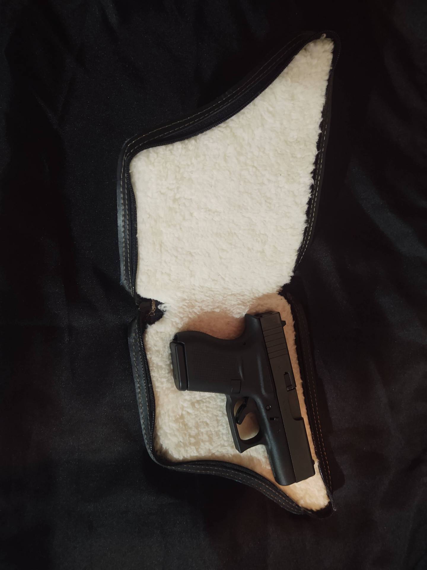 Full Leather Pistol, Revolver or Handgun Case - Image 6