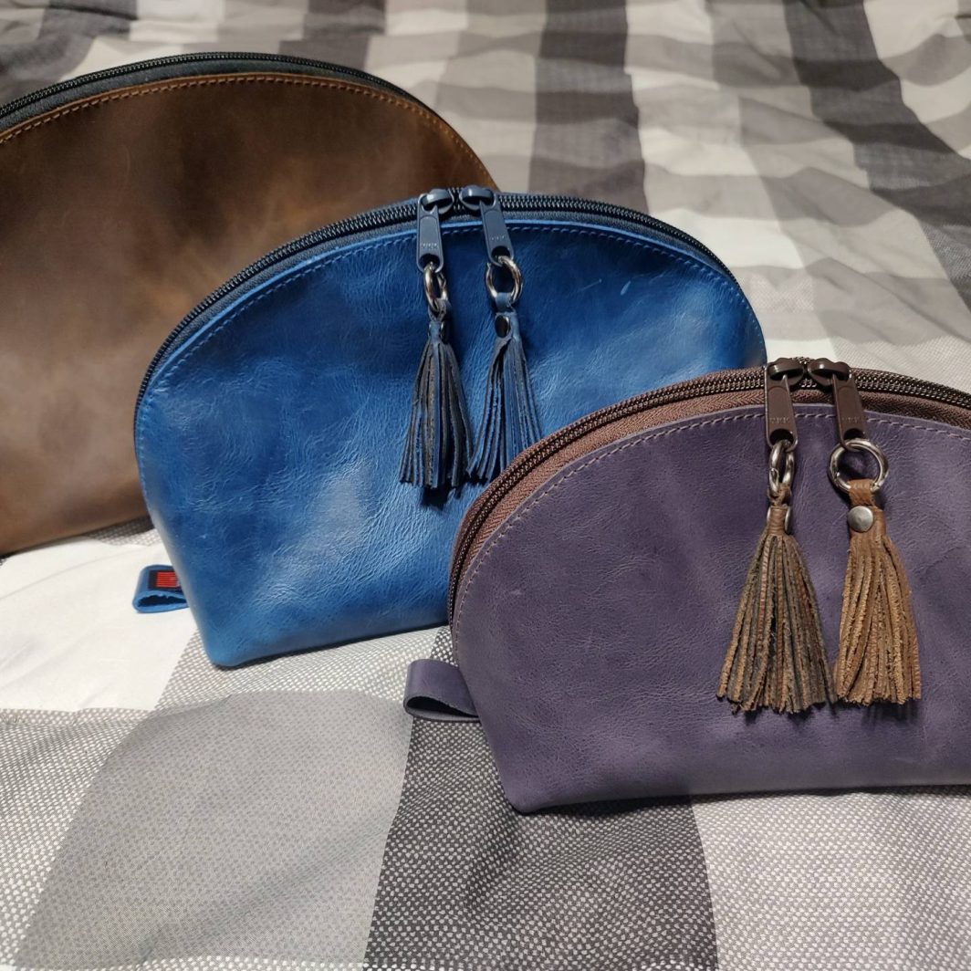 CRESCENT FULL GRAIN LEATHER MAKEUP BAG